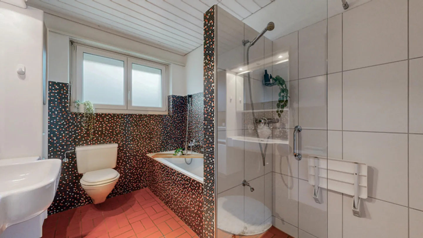 HERRSCHAFTLICHES UND ERHOBENES EINFAMILIENHAUS - Foto 6 von 8