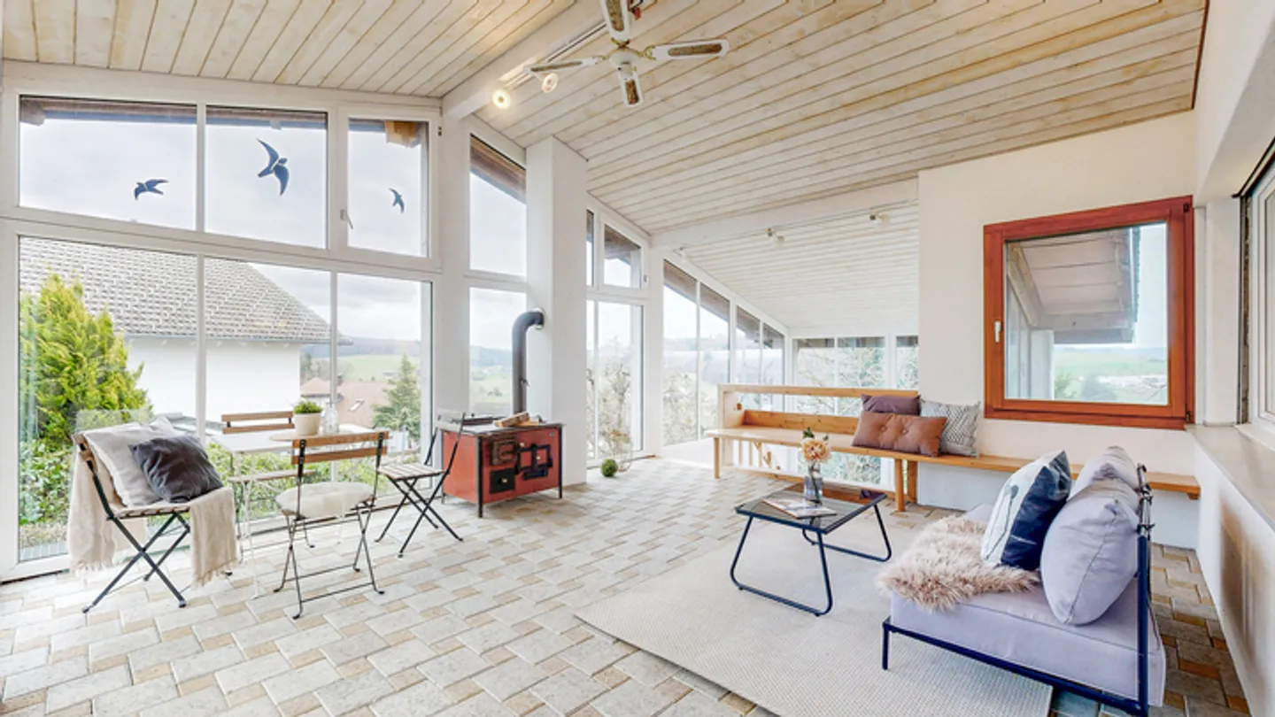 HERRSCHAFTLICHES UND ERHOBENES EINFAMILIENHAUS - Foto 2 von 8