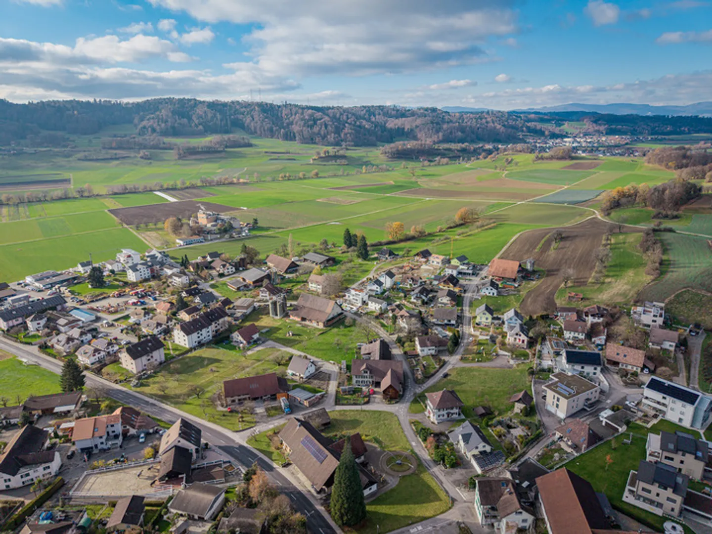 TERRAIN CONSTRUCTIBLE ATTRACTIF AVEC VUE - Photo 8 sur 8