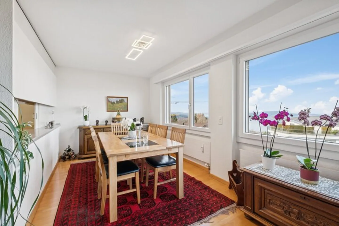 Charmant appartement de 2,5 pièces avec vue à Feusisberg - Photo 4 sur 8