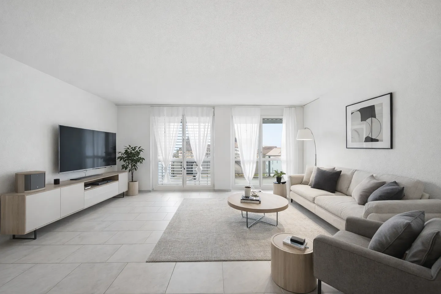 GROSSZÜGIGE UND GEPFLEGTE 2.5 ZIMMER WOHNUNG AM HALLWILERSEE - Foto 1 von 9