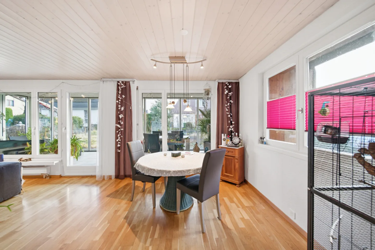 ZWEIFELLOS NACH WÜRENLOS - Foto 3 von 9