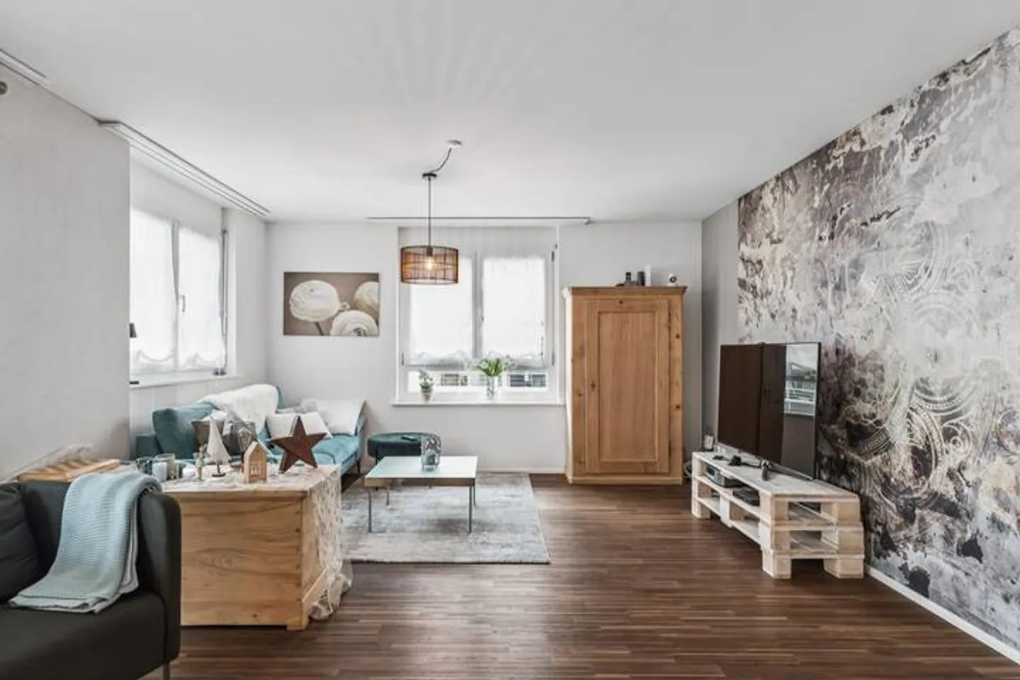 AMPIO & MODERNO APPARTAMENTO DI 4.5 STANZE AD AADORF - Foto 2 di 9