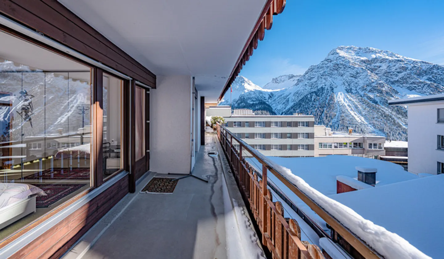 HOLIDAY HAPPINESS IN AROSA - 3.5 ROOM APARTMENT WITH FANTASTIC VIEW - Photo 6 of 9
