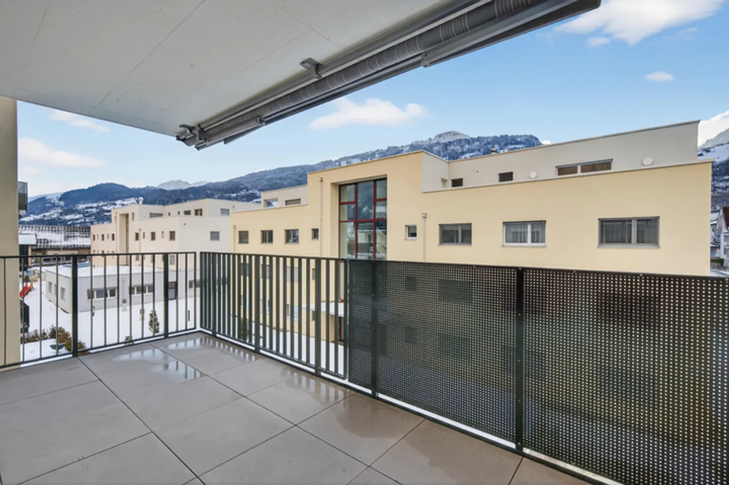 MODERN AND CLEVER AT THE FOOT OF FLUMSERBERG - Photo 7 of 8