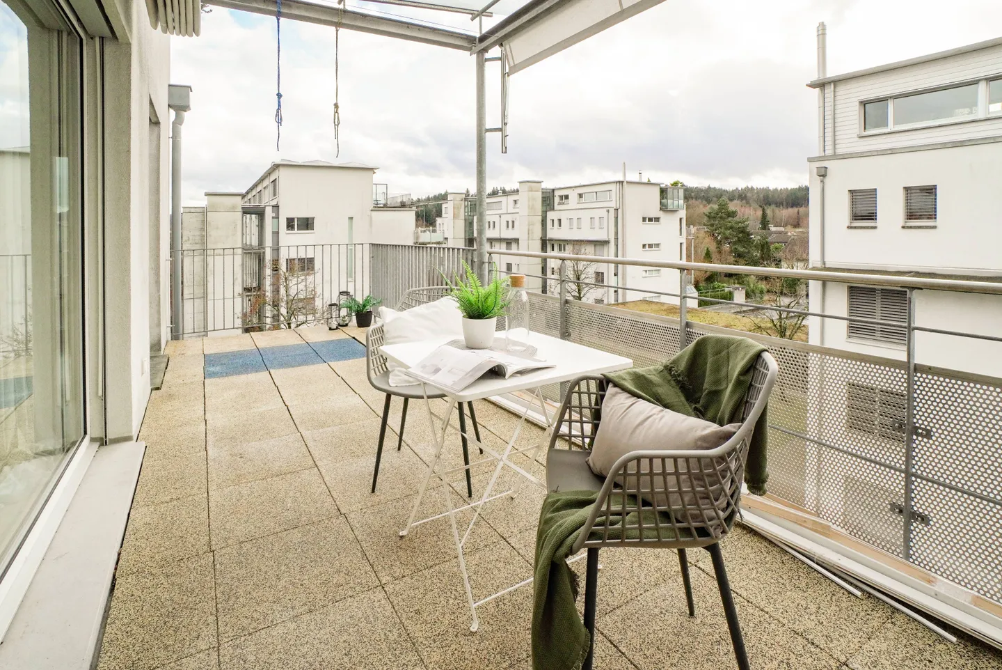 SMART 3.5 ROOM APARTMENT ON 116 M² - Photo 7 of 8