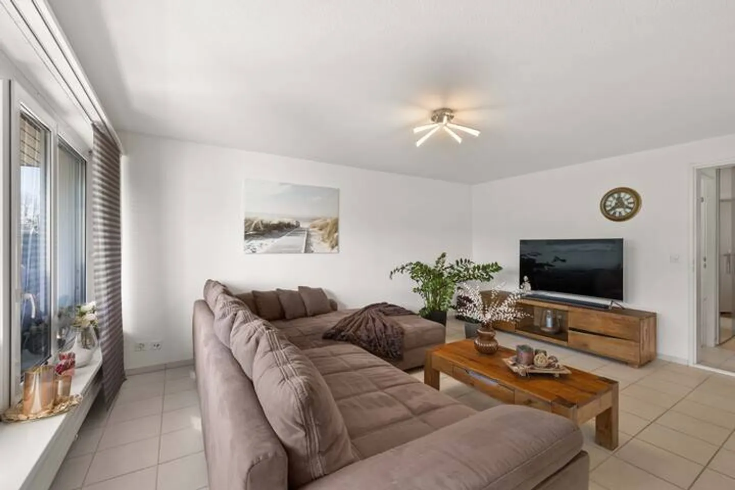 Ruhiges 3.5 Zimmer Apartment - Foto 3 von 9