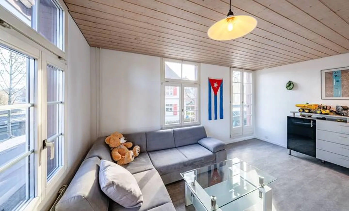 NOSTALGIA AND SOLID RETURN - RESIDENTIAL AND COMMERCIAL BUILDING IN THE CENTER - Photo 4 of 9