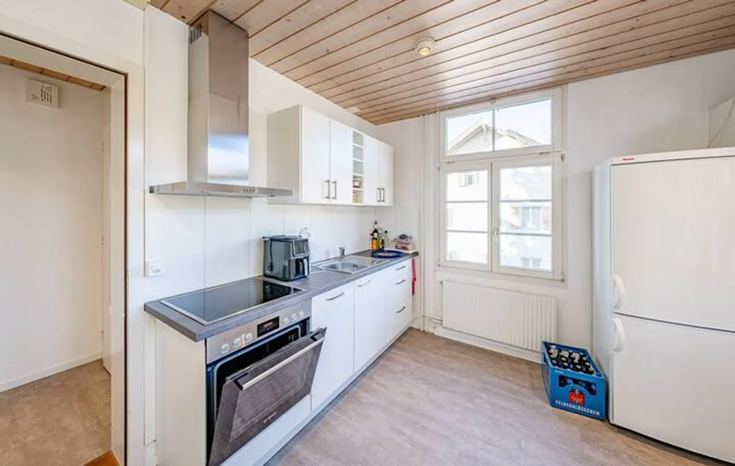 NOSTALGIA AND SOLID RETURN - RESIDENTIAL AND COMMERCIAL BUILDING IN THE CENTER - Photo 6 of 9