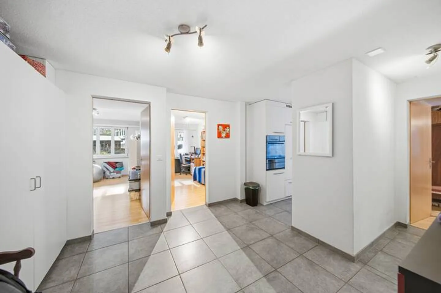 VIVERE CON PANORAMA ALPINO - APPARTAMENTO CON GIARDINO 4.5 STANZE - Foto 7 di 9