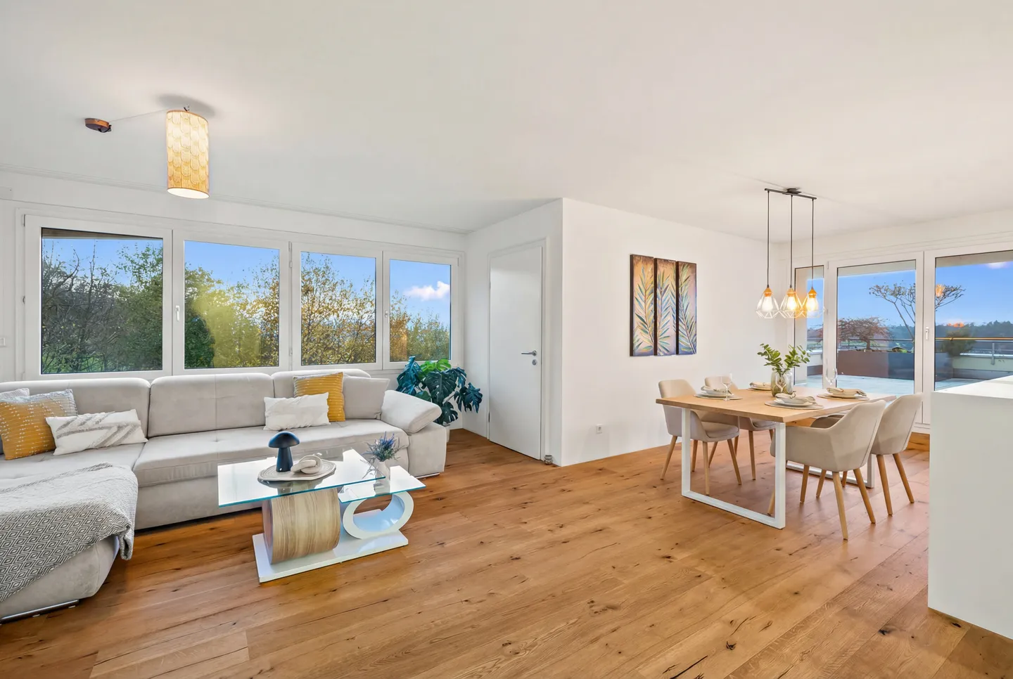 Renoviertes Terrassenjuwel in Dierikon - Foto 1 von 9