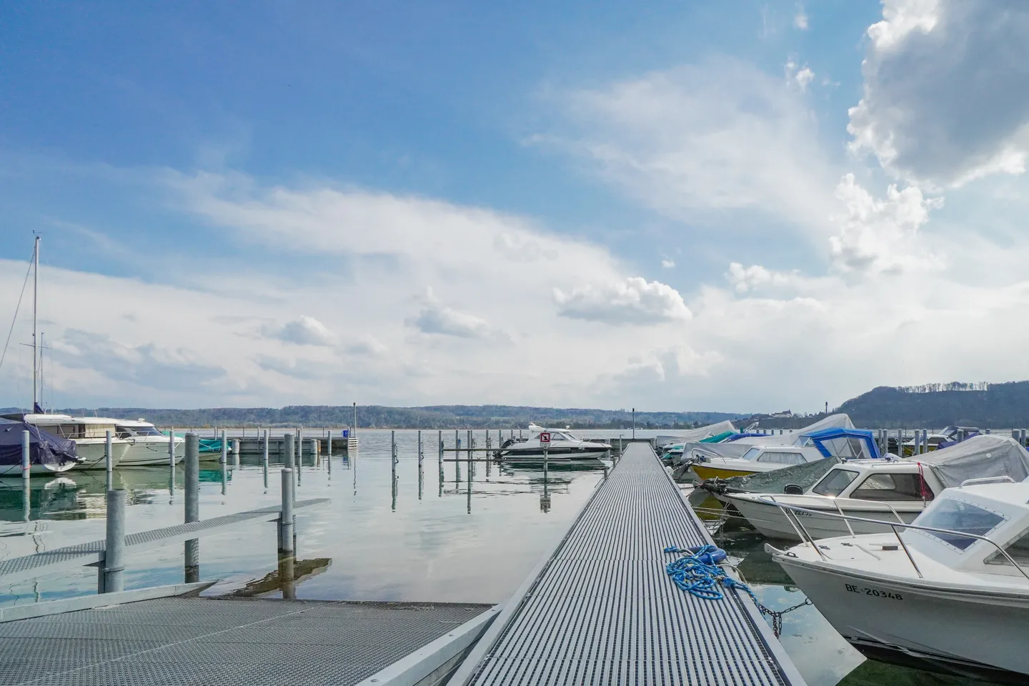 COMFORT ABITATIVO, VISTA LAGO E PISCINA A LA NEUVEVILLE - Foto 8 di 9