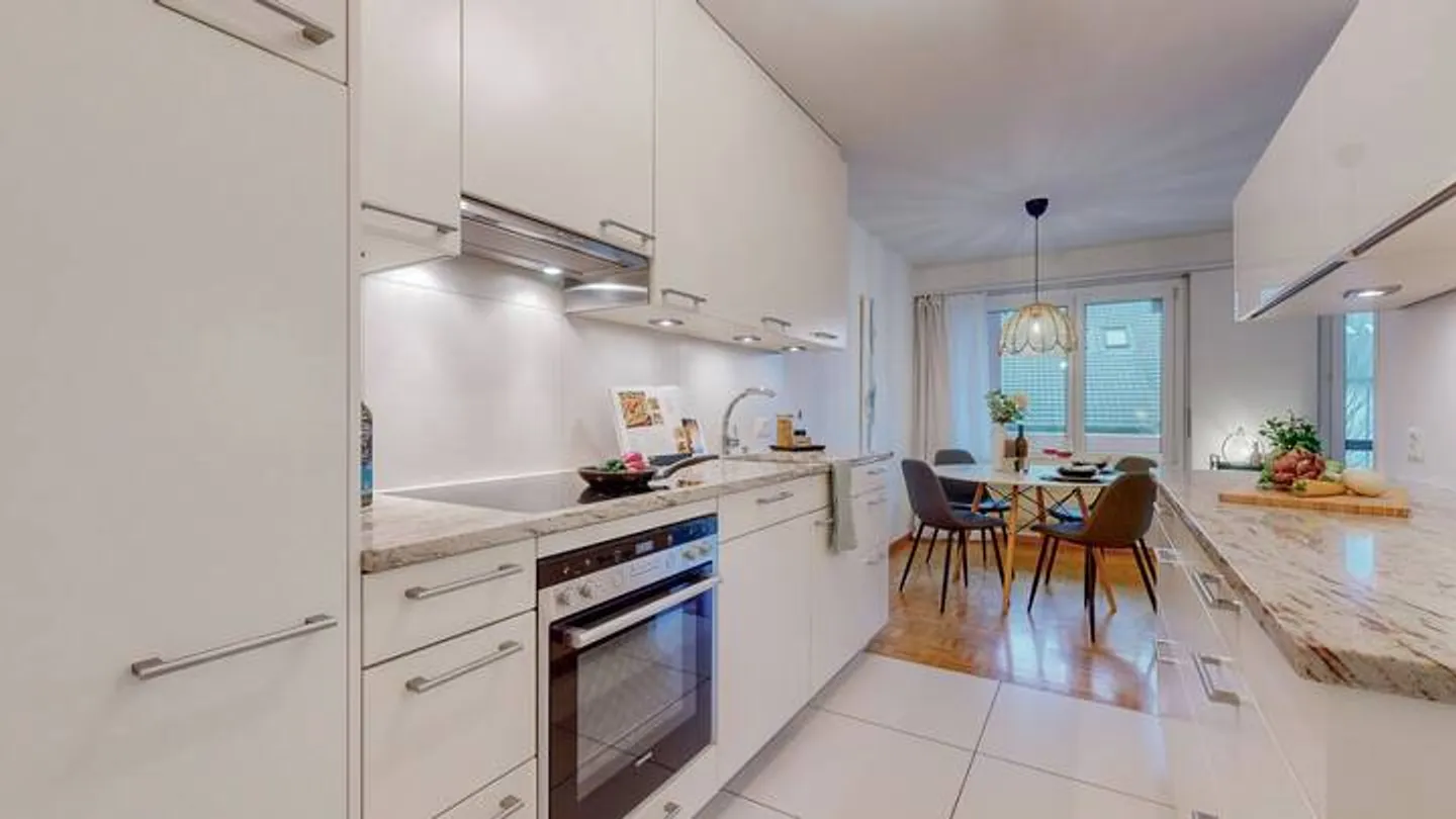 COMFORT ABITATIVO, VISTA LAGO E PISCINA A LA NEUVEVILLE - Foto 7 di 9