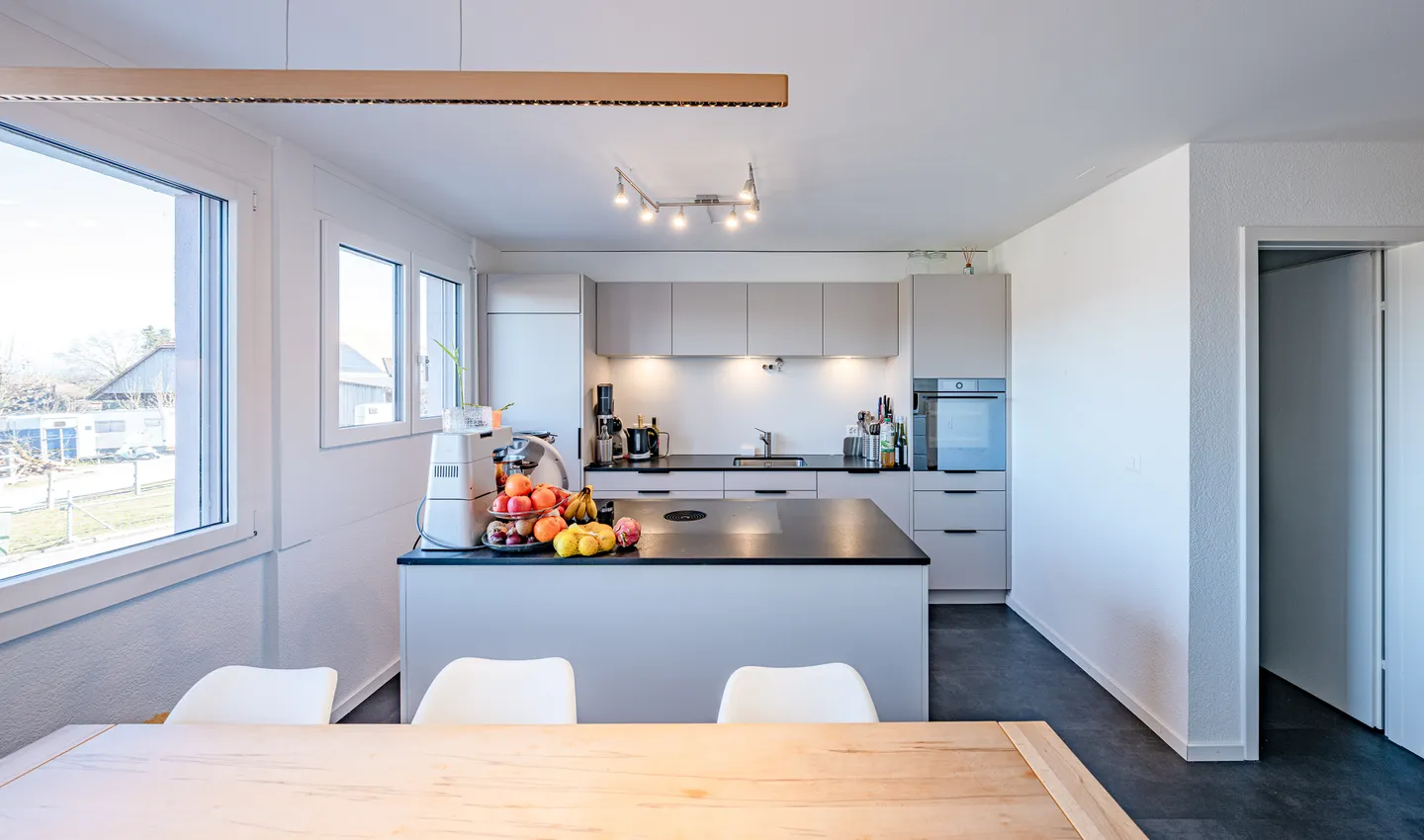 NEWLY RENOVATED LIVING AT MOOSSEE - Photo 8 of 9