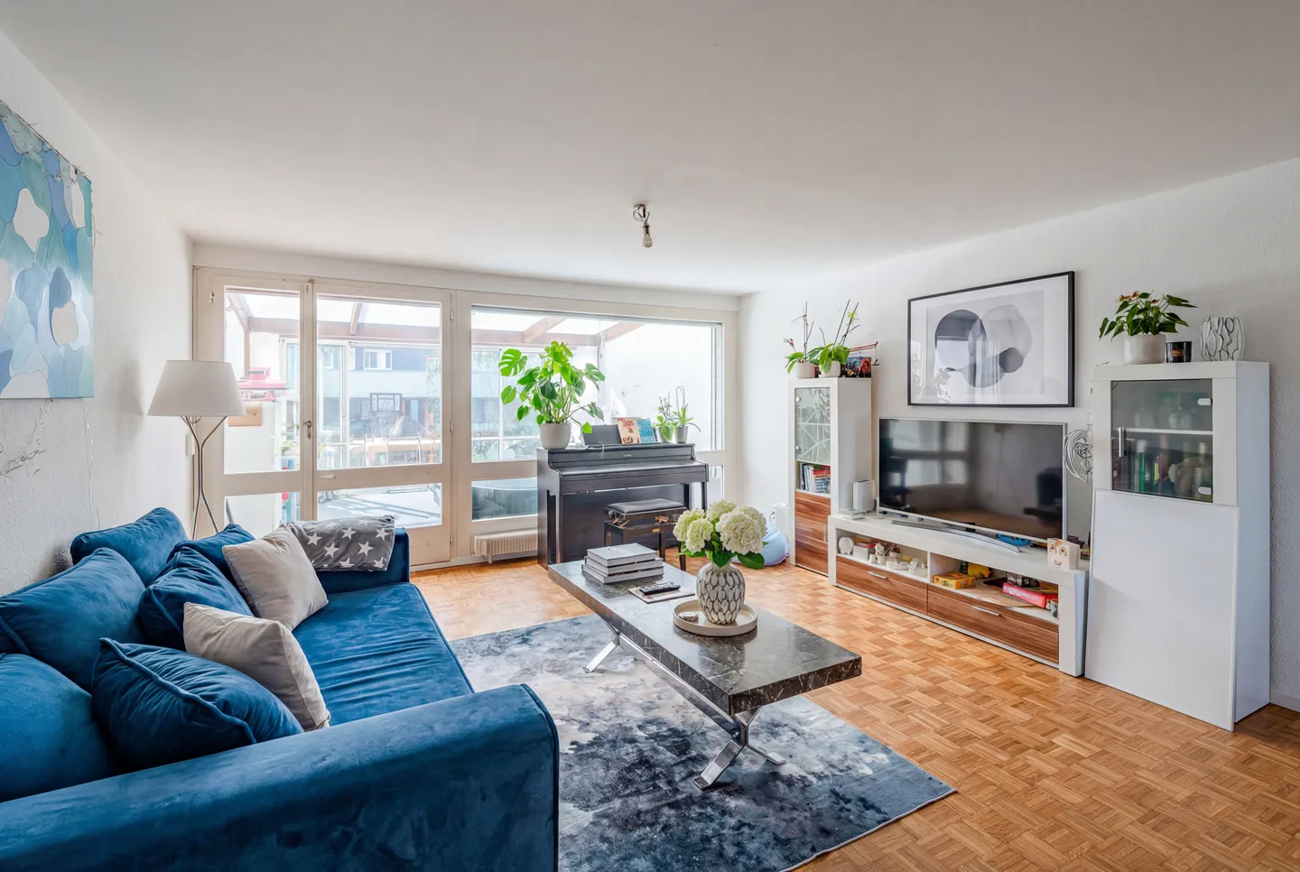 NEWLY RENOVATED LIVING AT MOOSSEE - Photo 4 of 9