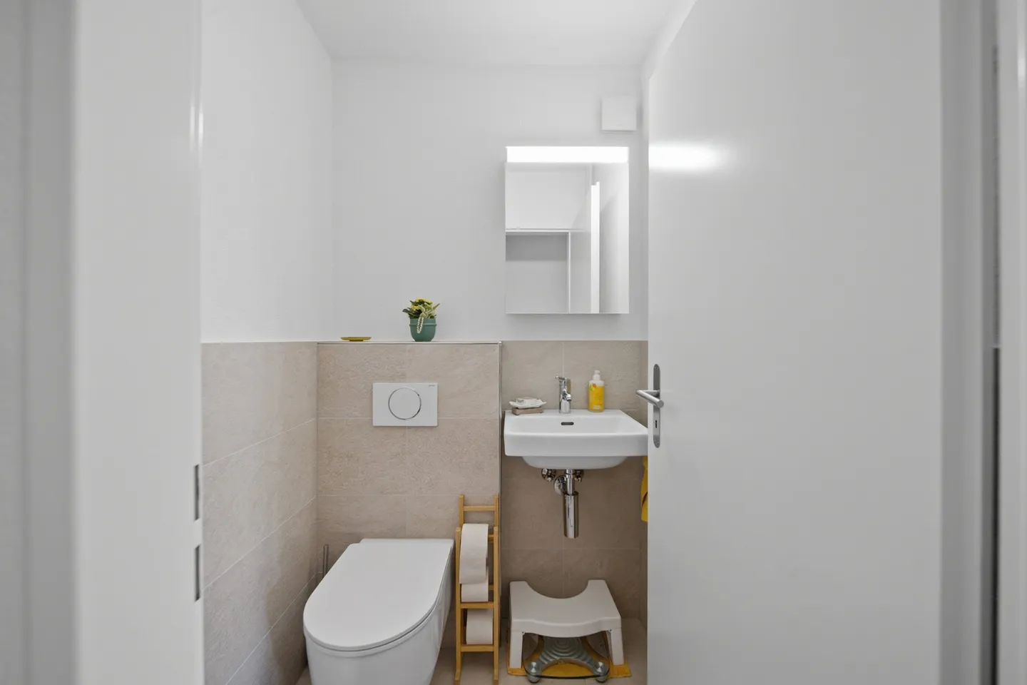 JOLI APPARTEMENT EN COPROPRIÉTÉ DE 5.5 PIÈCES À LENZBURG - Photo 8 sur 9