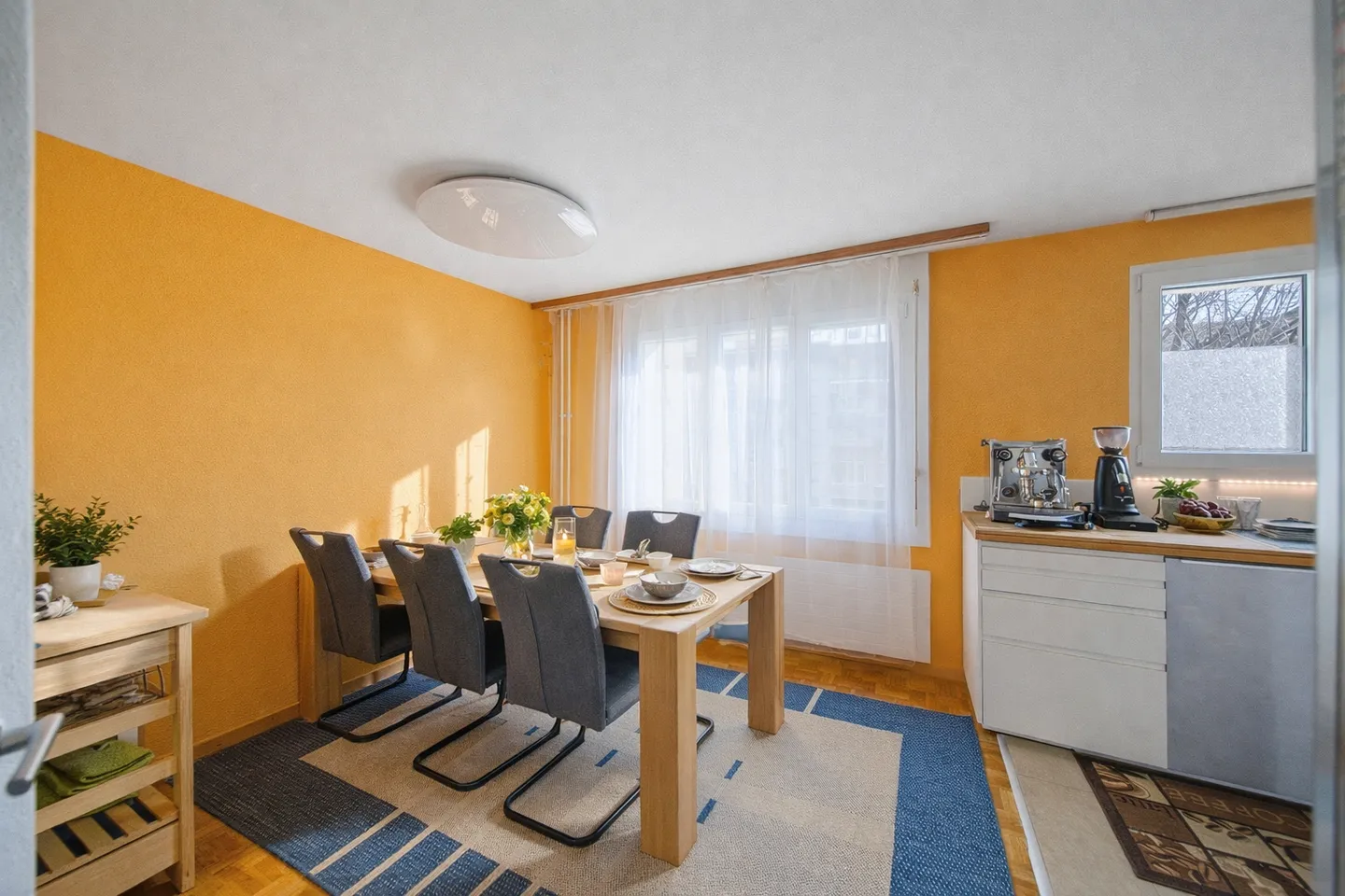 JOLI APPARTEMENT EN COPROPRIÉTÉ DE 5.5 PIÈCES À LENZBURG - Photo 3 sur 9