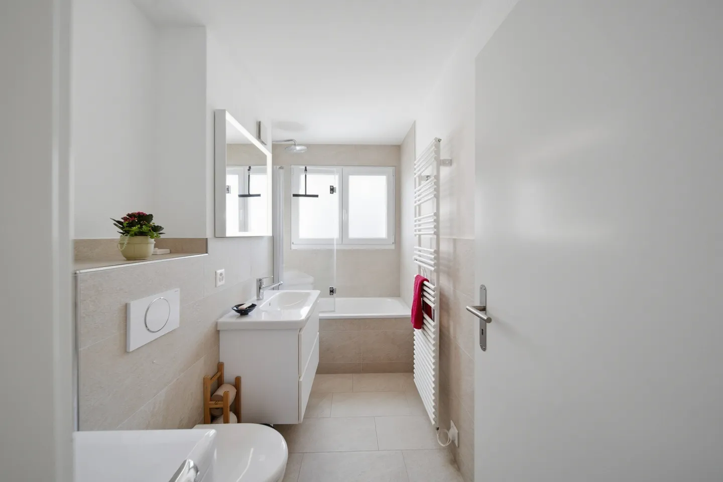 JOLI APPARTEMENT EN COPROPRIÉTÉ DE 5.5 PIÈCES À LENZBURG - Photo 7 sur 9