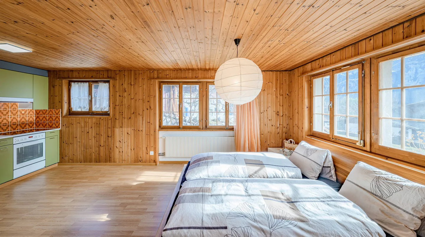 CHALET ENJOYMENT WITH A VIEW OF THE BRIENZER ROTHORN - Photo 7 of 9