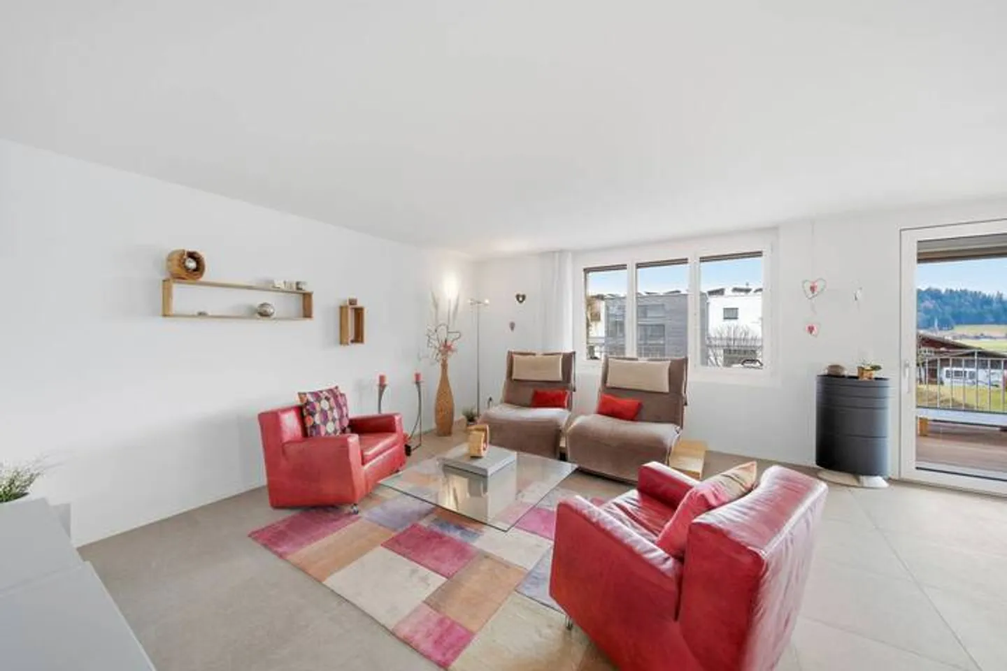 Modernes Apartment in der Natur - Foto 2 von 9