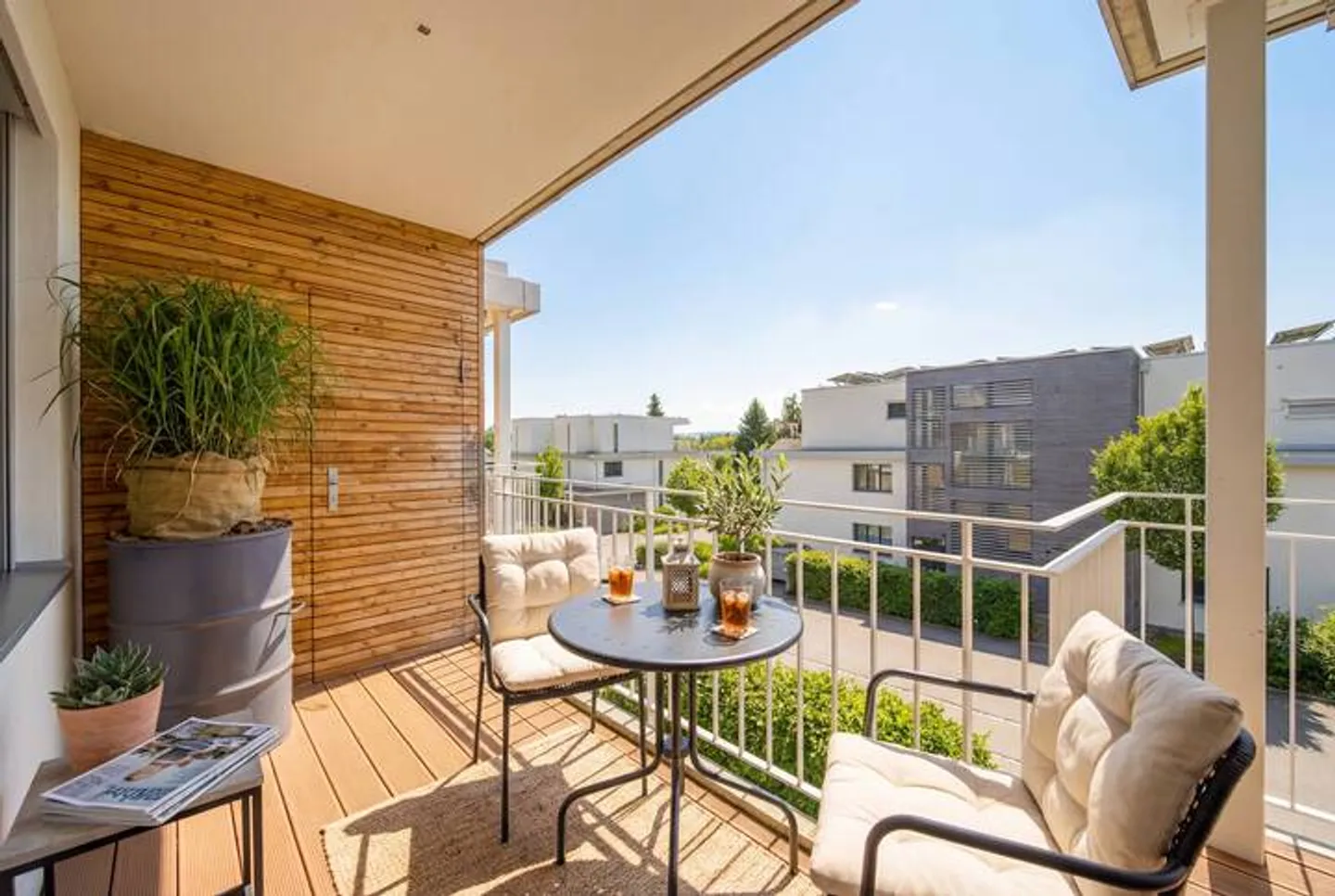 CLASSE E COMFORT NEL VERDE - NUOVO APPARTAMENTO DI 4.5 STANZE - Foto 6 di 9