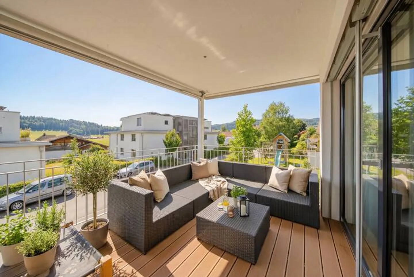 CLASS AND COMFORT IN NATURE - NEW 4.5 ROOM APARTMENT - Photo 6 of 8