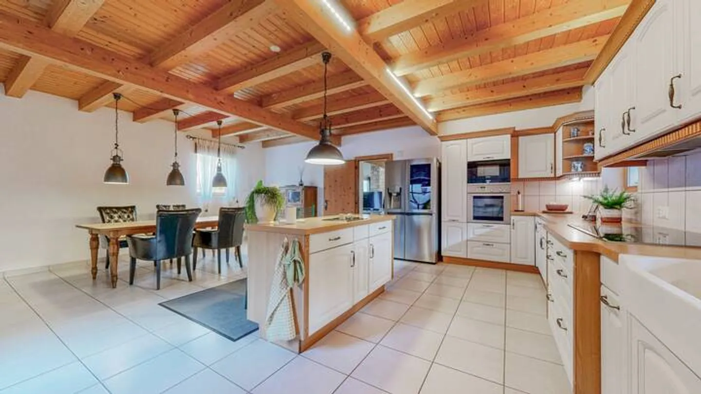 Charmantes Mehrgenerationenhaus - Foto 3 von 9