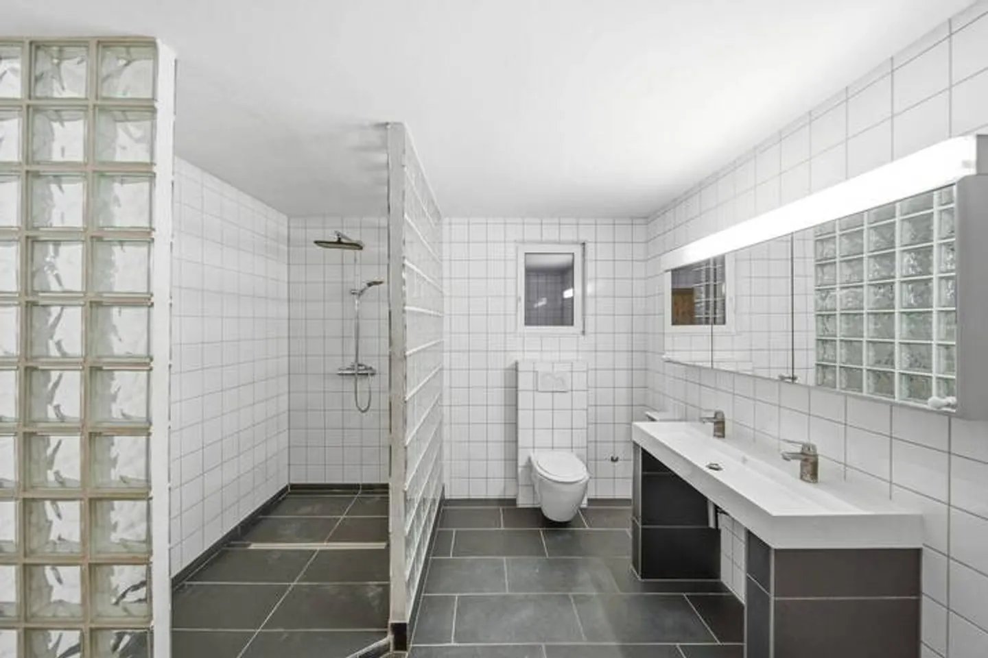 Charmantes Mehrgenerationenhaus - Foto 7 von 9