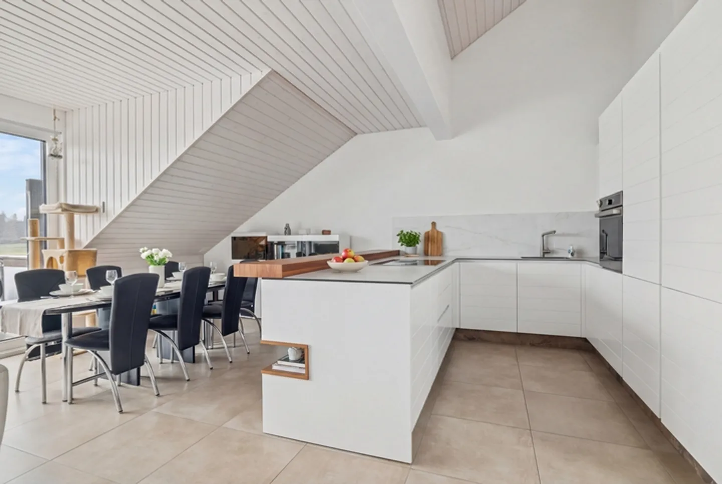 Modern Loft Apartment Near Aare - Photo 4 of 9