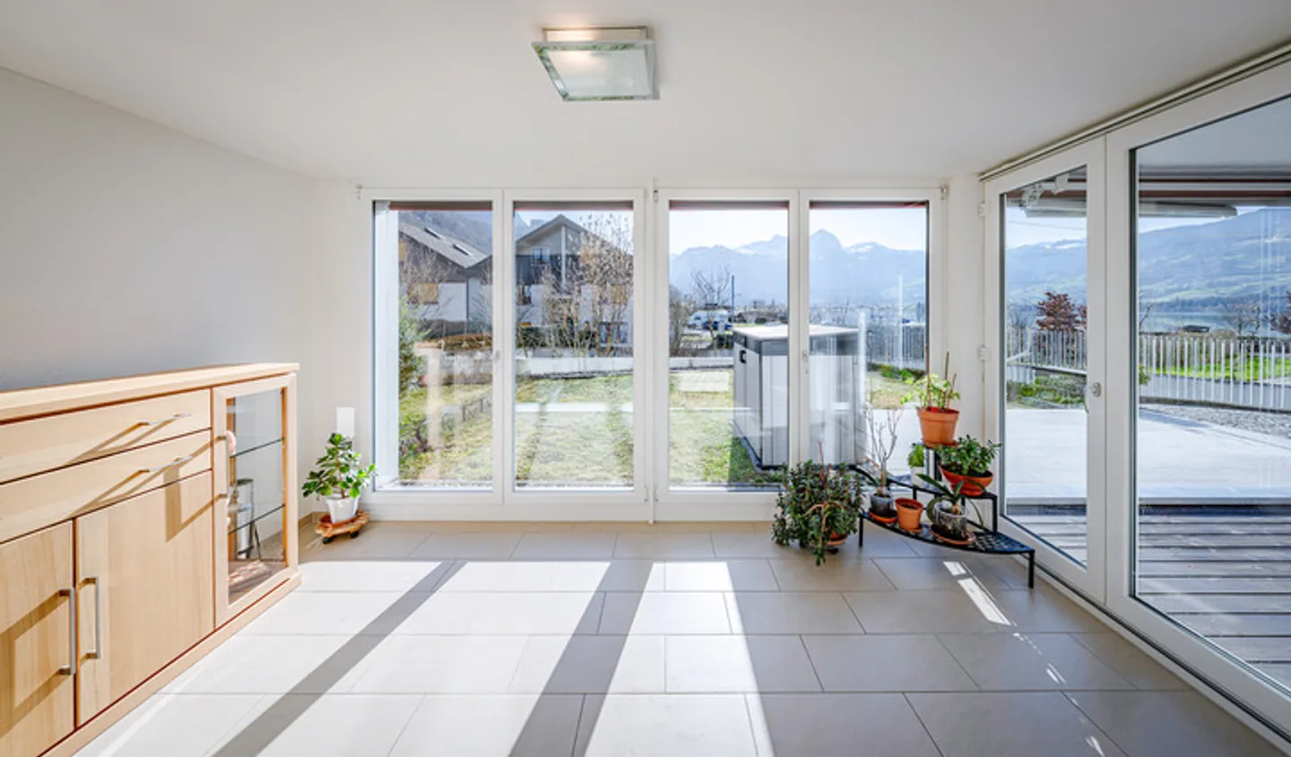 GARDEN APARTMENT WITH WINTER GARDEN & SAUNA – YOUR PRIVATE RETREAT - Photo 2 of 8