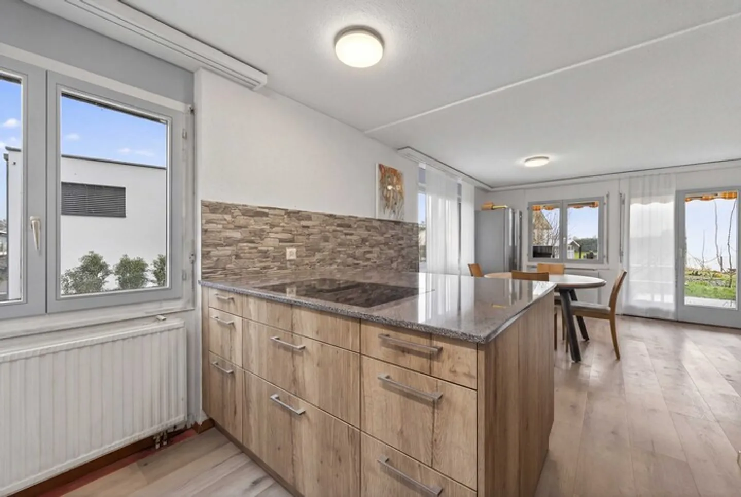 AMAZING SPACE & POTENTIAL - Photo 6 of 9