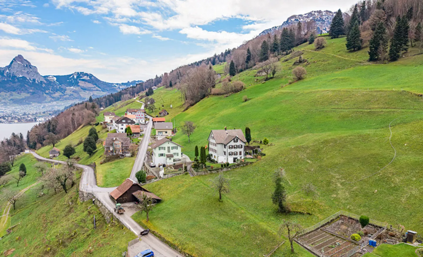 Bauland mit atemberaubendem Blick - Foto 5 von 8