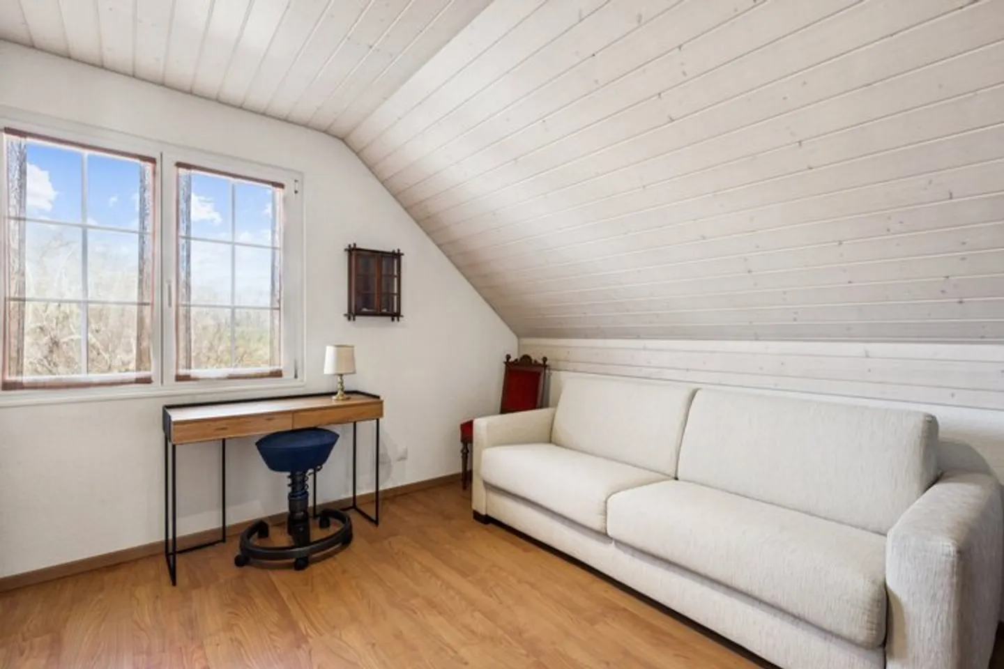 FREIHSTEHENDE LANDHAUSVILLA MIT BLICK AUF NEUENBURGERSEE - Photo 5 sur 8