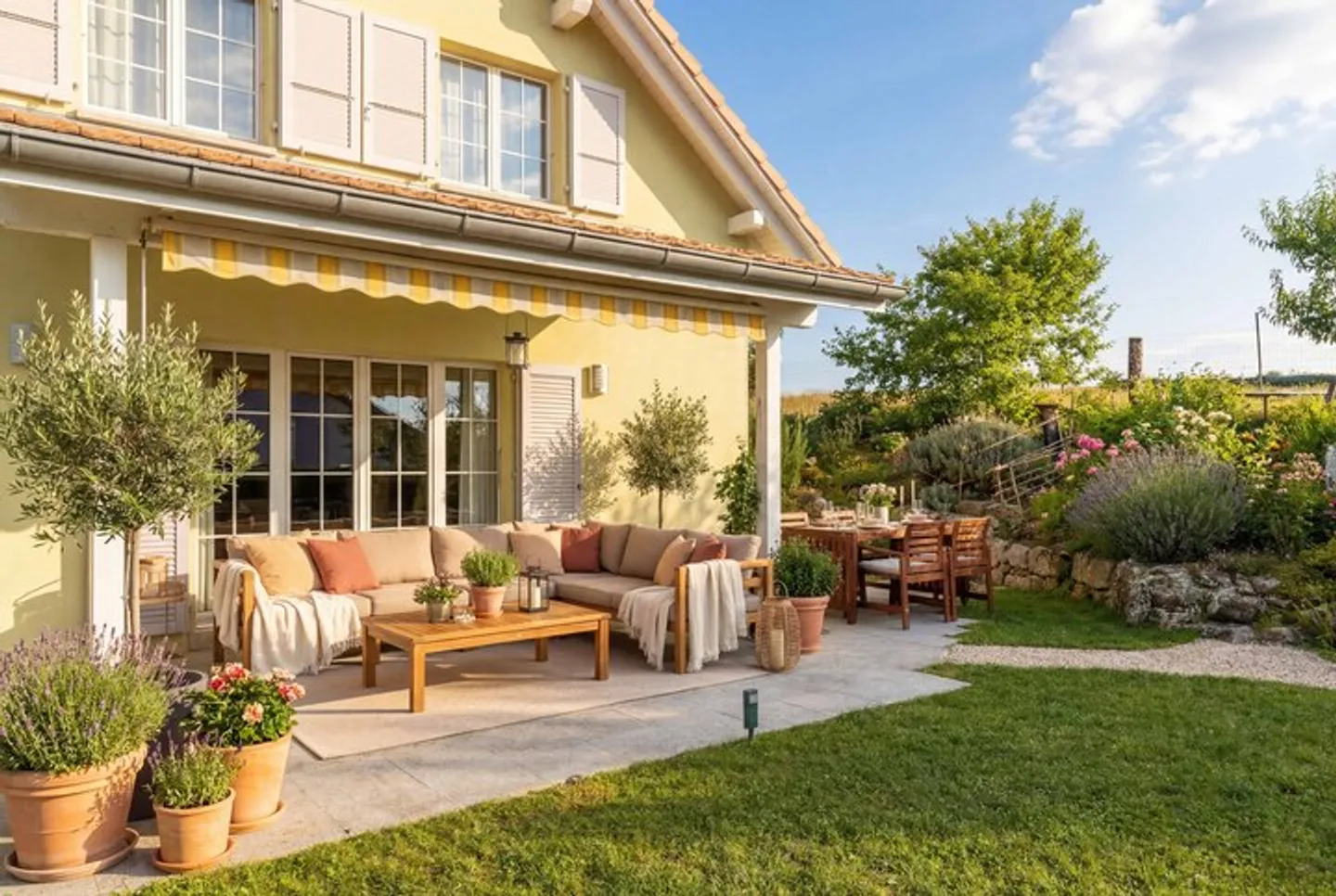 FREIHSTEHENDE LANDHAUSVILLA MIT BLICK AUF NEUENBURGERSEE - Photo 7 sur 8