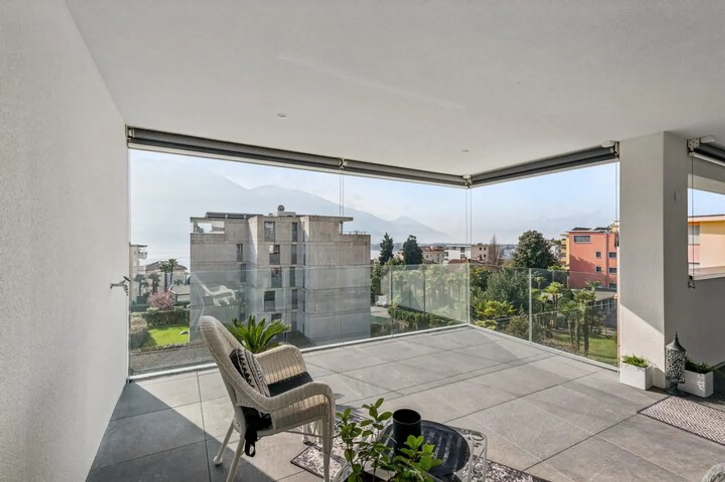 COMFORT MODERNO VICINO AL LAGO - Foto 7 di 9