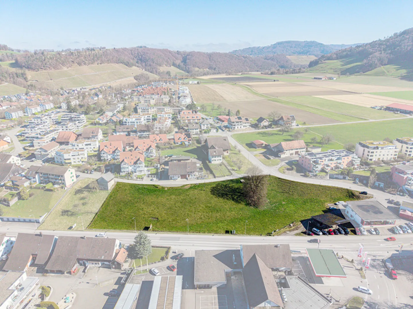 INVESTMENT- CHANCE IN  EGLISAU: 6'884 m² WOHNBAULAND - Foto 6 di 8