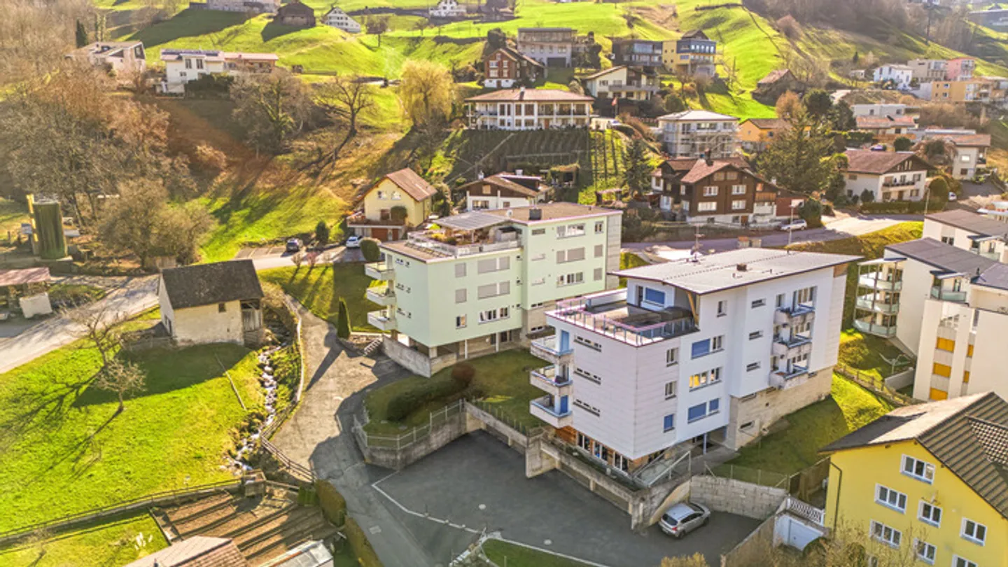 VIVRE AVEC VUE SUR LA MONTAGNE ET LE LAC À UNTERTERZEN - Photo 6 sur 8