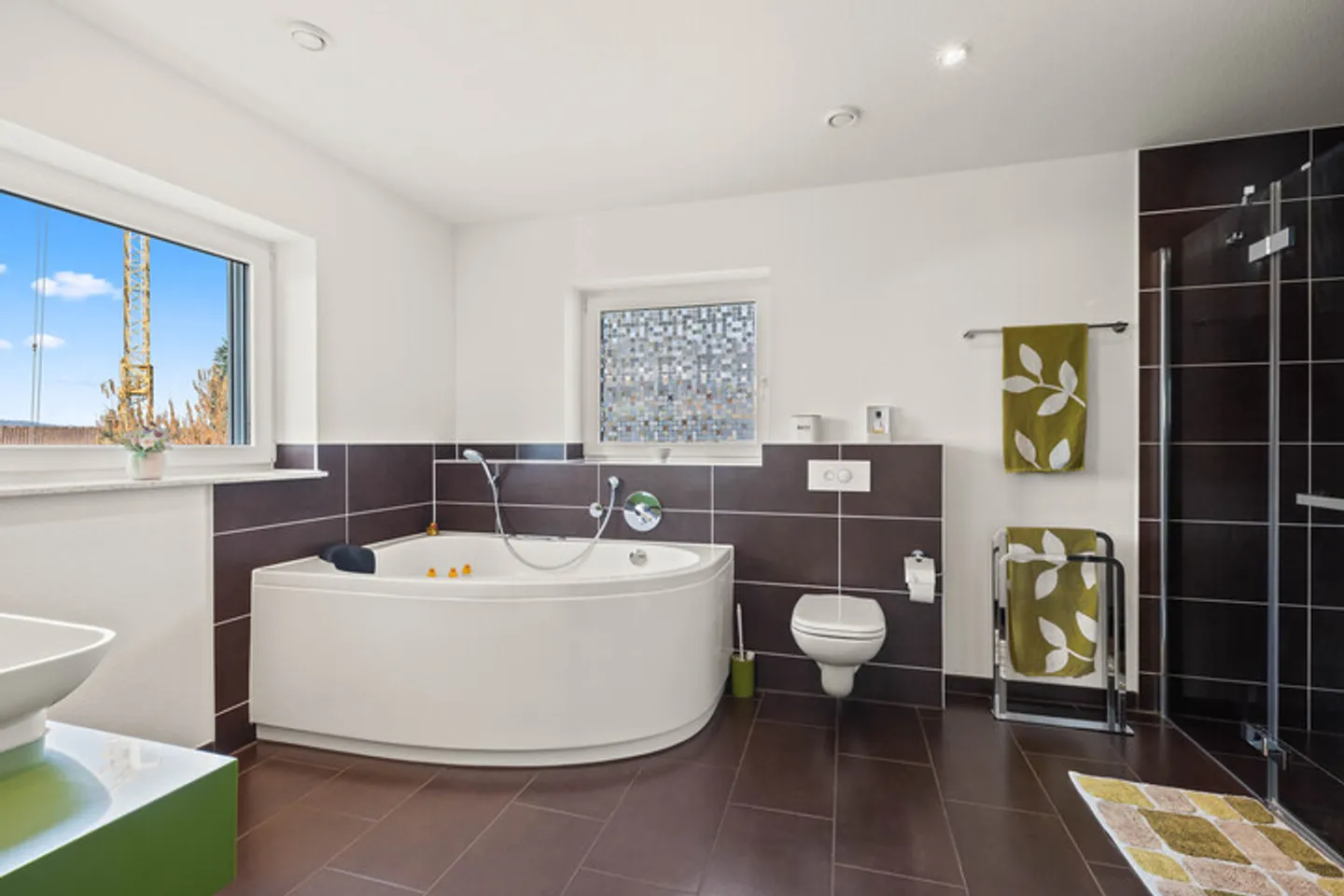 Geräumiges modernes Einfamilienhaus - Foto 6 von 9