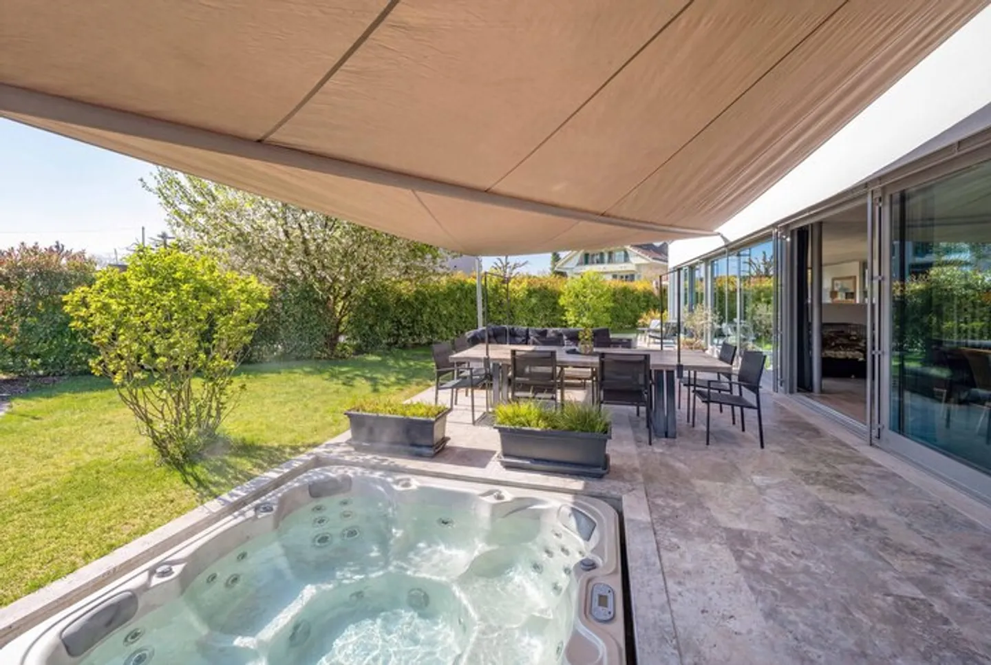 Luxuriöses Familienhaus in Jegenstorf - Foto 8 von 9