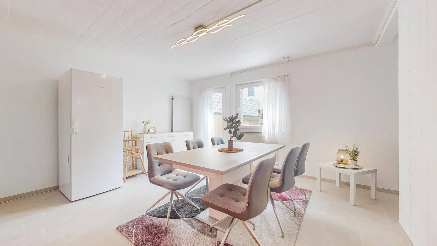 UNE MAISON, DEUX MONDES - LOFT ET APPARTEMENT EN DIALOGUE - Photo 3 sur 9