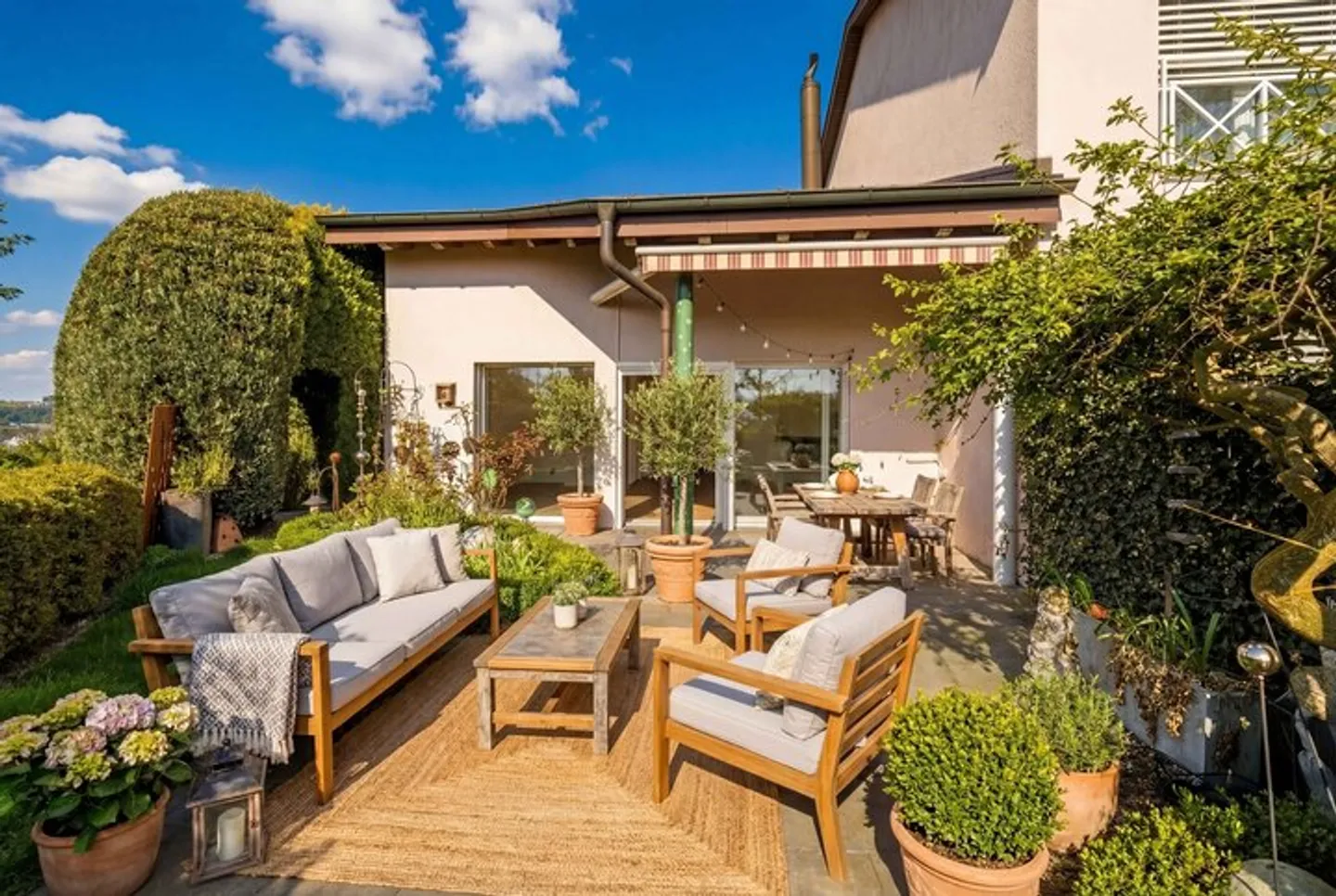 WITH LOTS OF SUNSHINE IN THE END-TERRACE HOUSE IN BUCHRAIN - Photo 1 of 9