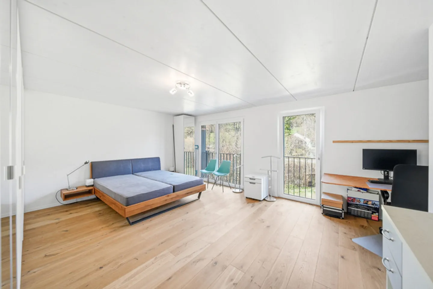 Light-Filled and Modern Living Space in Idyllic Location - Photo 4 of 9