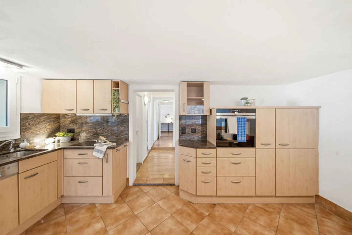 Maison de moulin rénovée avec style de 1880 entre Zurich et Zug - Photo 3 sur 8