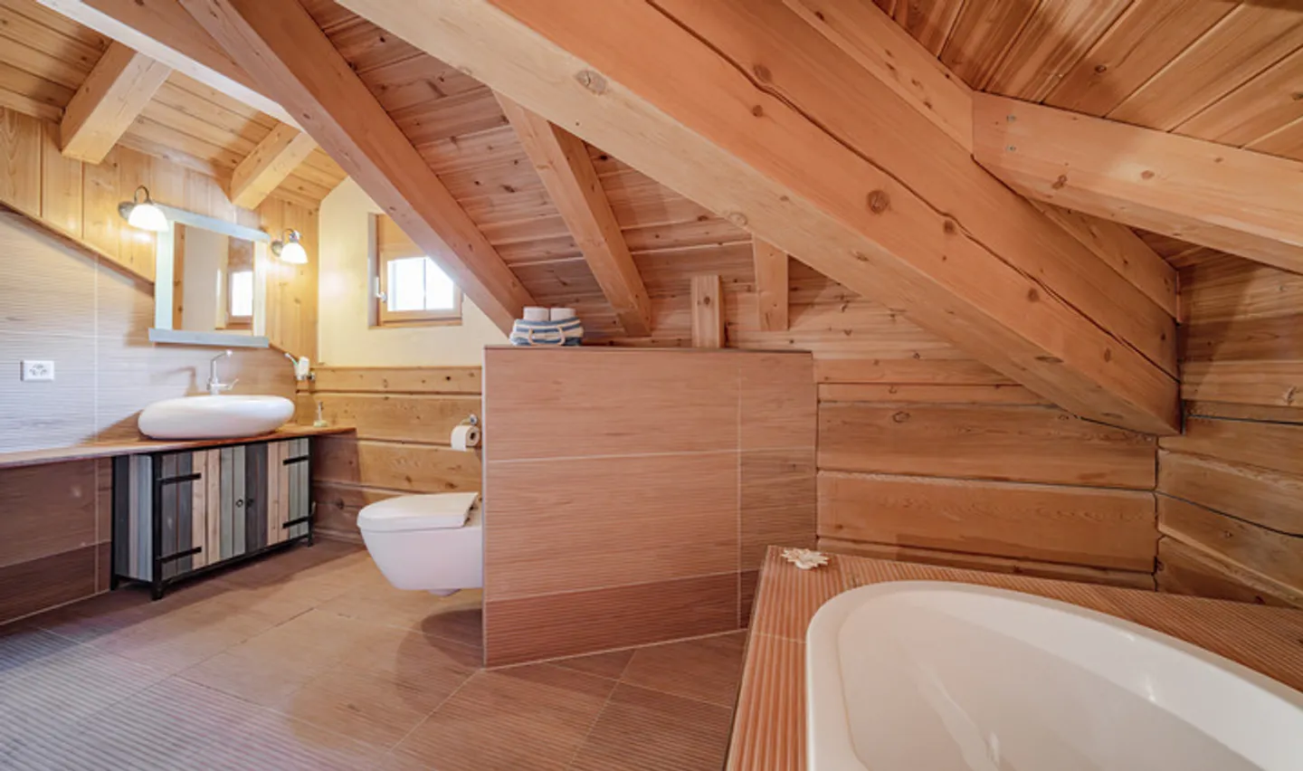 CABANE EN BOIS DE PREMIÈRE CLASSE À CHURWALDEN - PENTHOUSE DE 4,5 CHAMBRES - Photo 6 sur 9