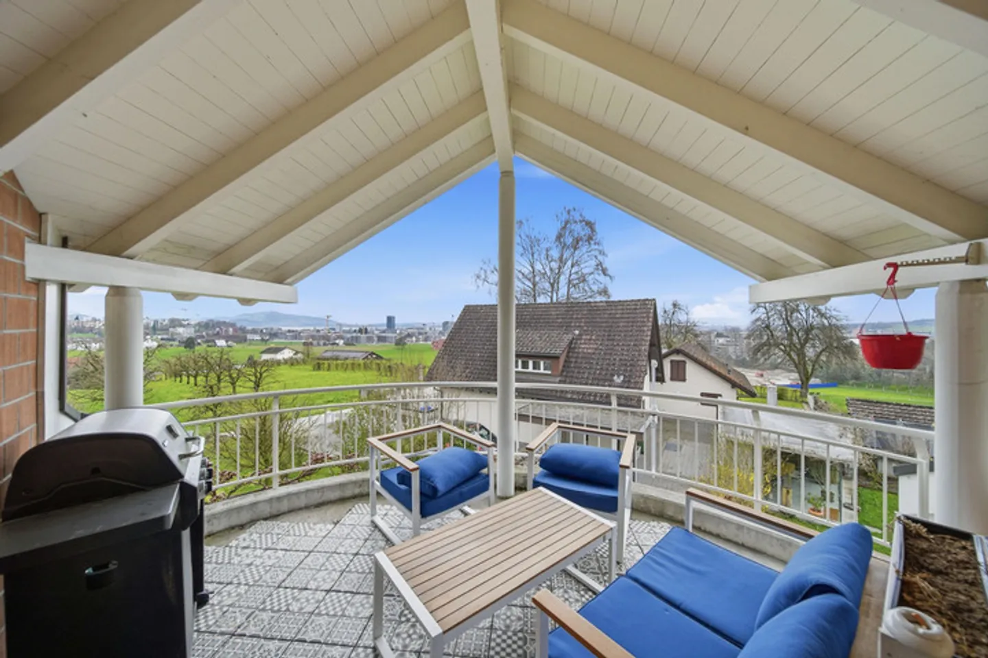 Elegante Dachwohnung in Baar - Foto 7 von 9