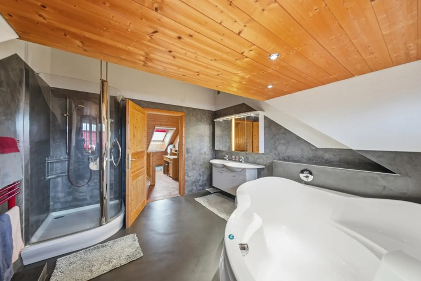 DURCHDACHTES 4.5-ZIMMER-EINFAMILIENHAUS MIT TERRASSE UND CARPORT - Photo 5 of 8