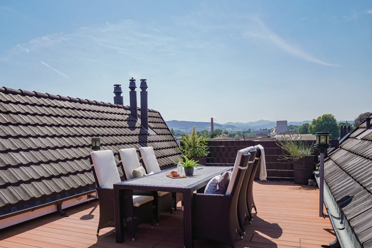 Grosszügige Dachwohnung mit Terrasse - Foto 1 von 8