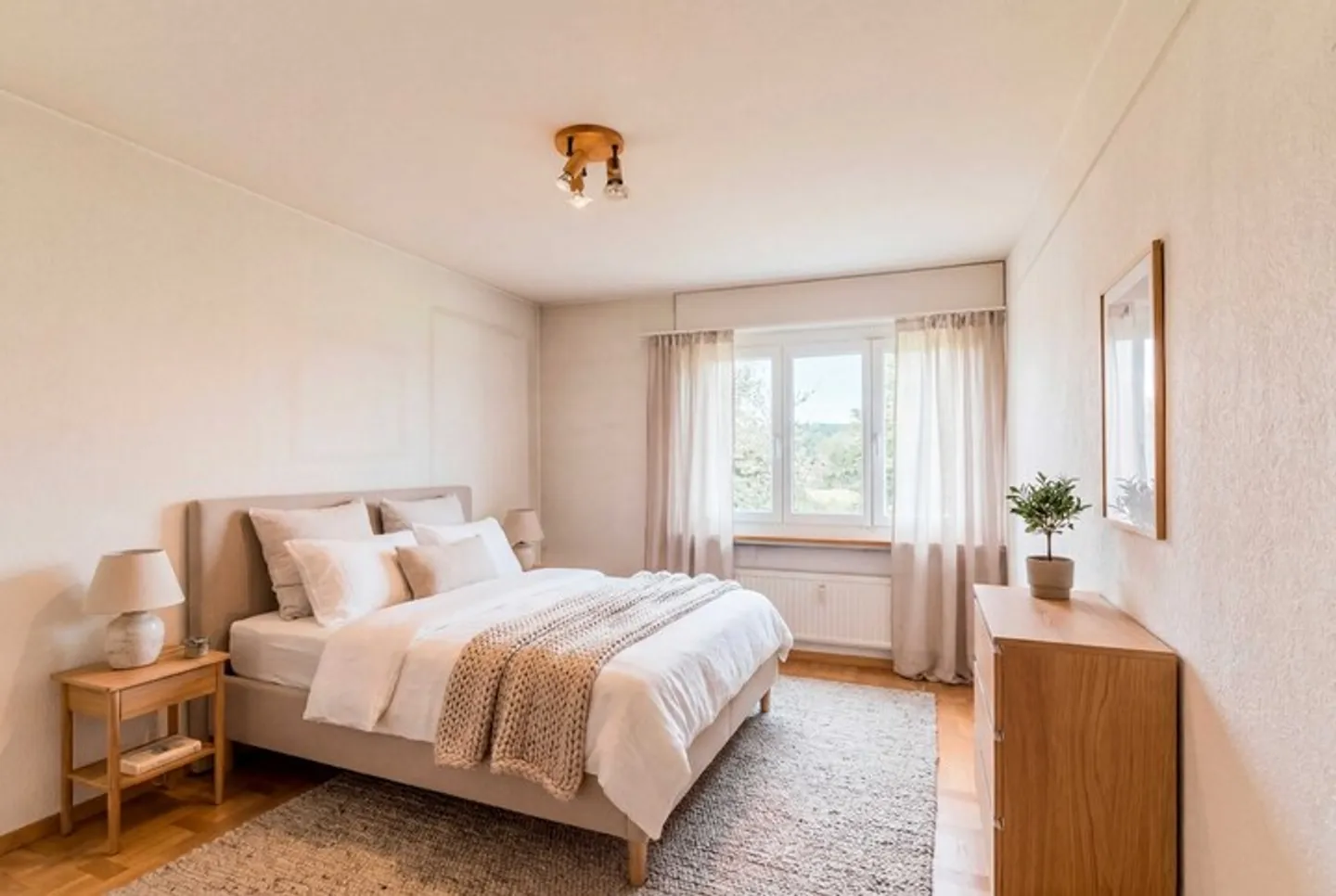 APPARTAMENTO 4.5 STANZE ACCESSIBILE DIRETTAMENTE AL MOOSSEE - Foto 5 di 9