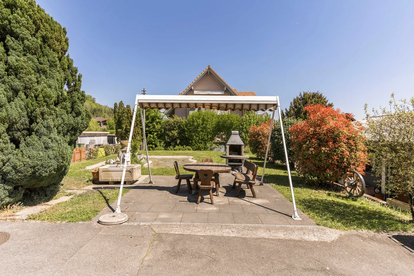 Peace and Space in the Green - Detached House with Great View - Photo 7 of 8
