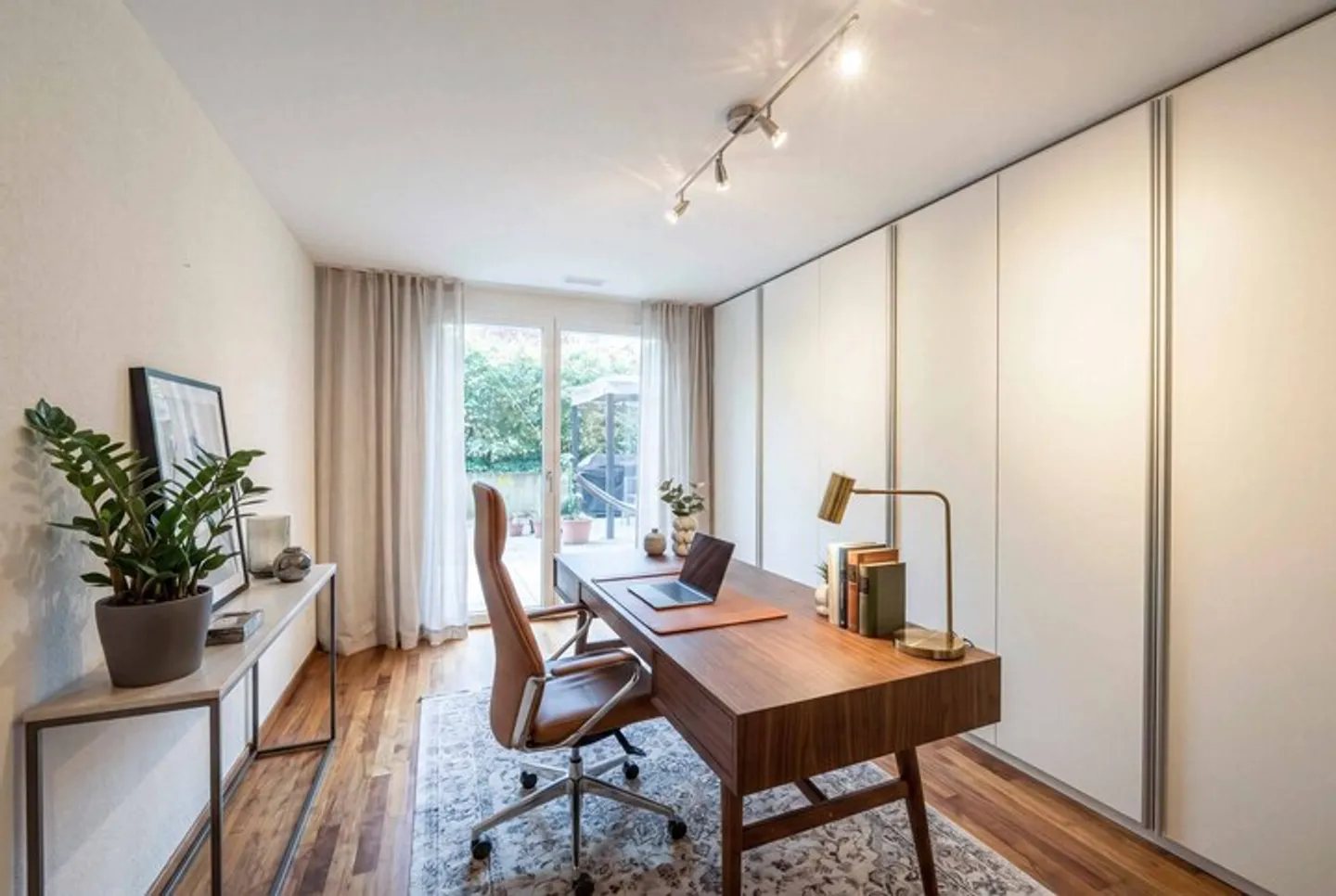 PFIFFIGE 4.5 ROOM TERRACE APARTMENT IN BEUNDENFELD - Photo 6 of 8